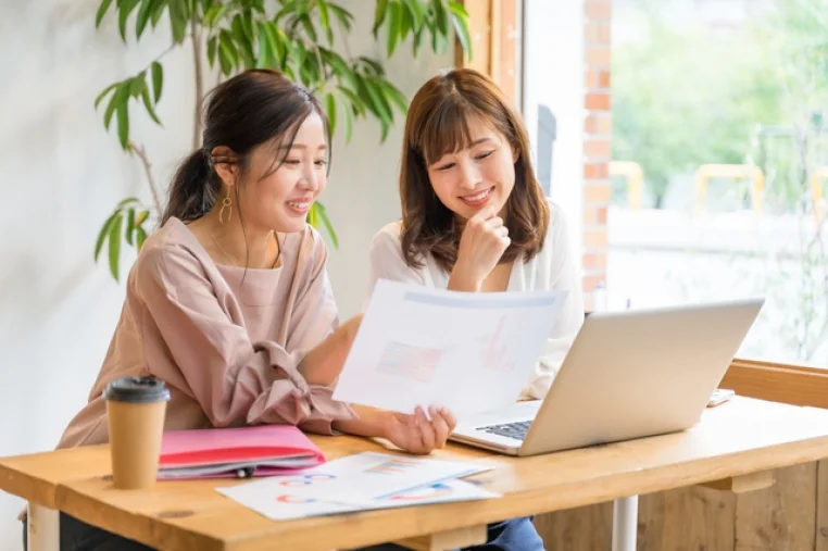 広告表現と法規制について